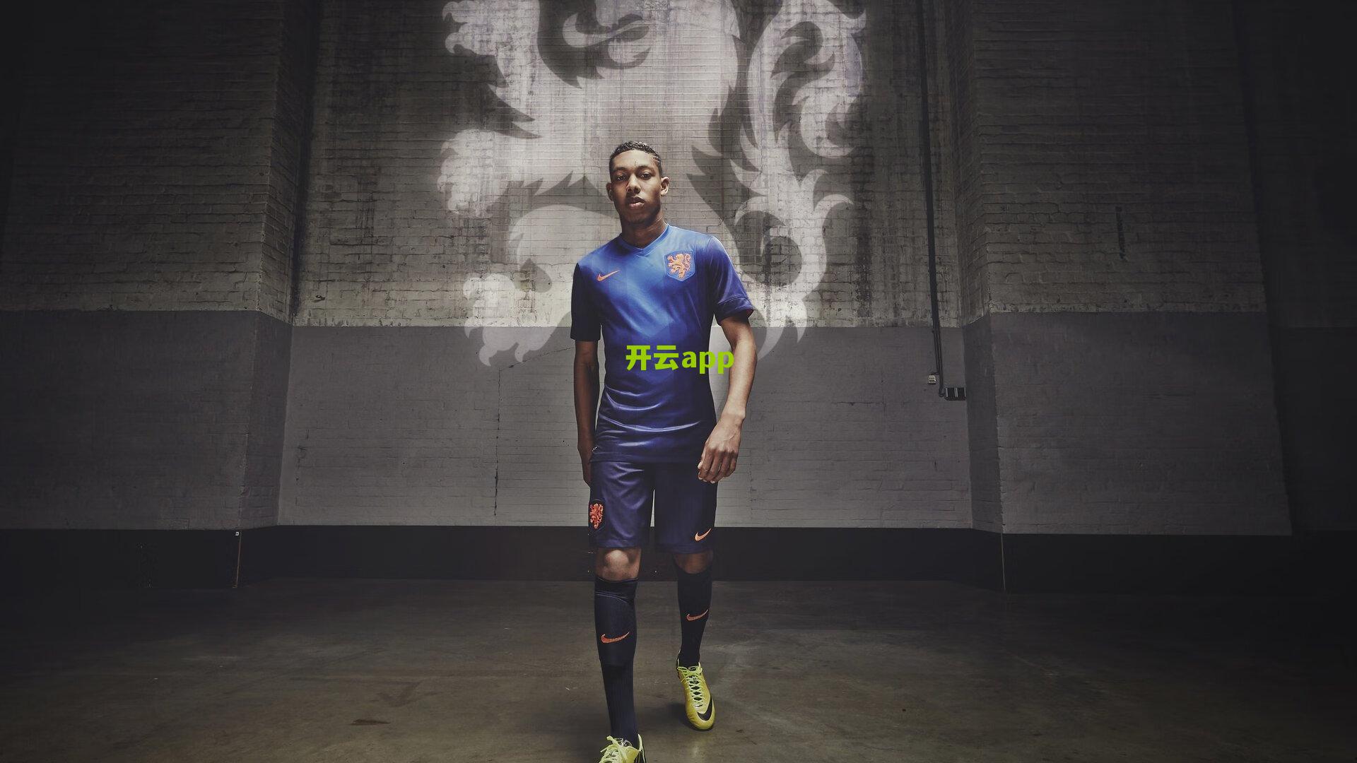 比尔力挺利拉德争议言论,若季后赛无望,复赛意义何在?联盟与球员的价值观碰撞